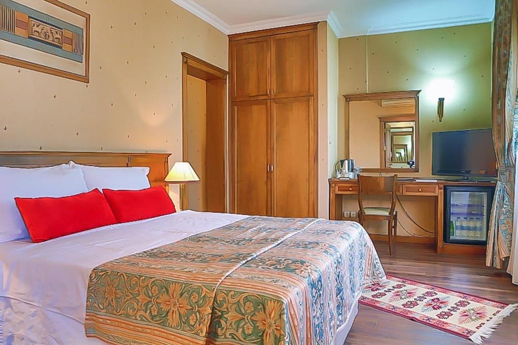 هتل الیت پالاس